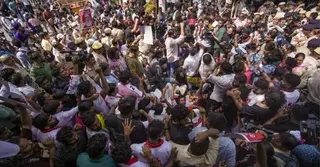 সিইসি’র পদত্যাগ দাবিতে উত্তাল দিল্লি-মুম্বাই, আটক ৭ শতাধিক
